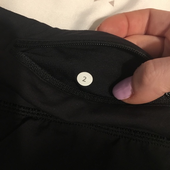 Speed Shorts 2 - Picture 3 of 4